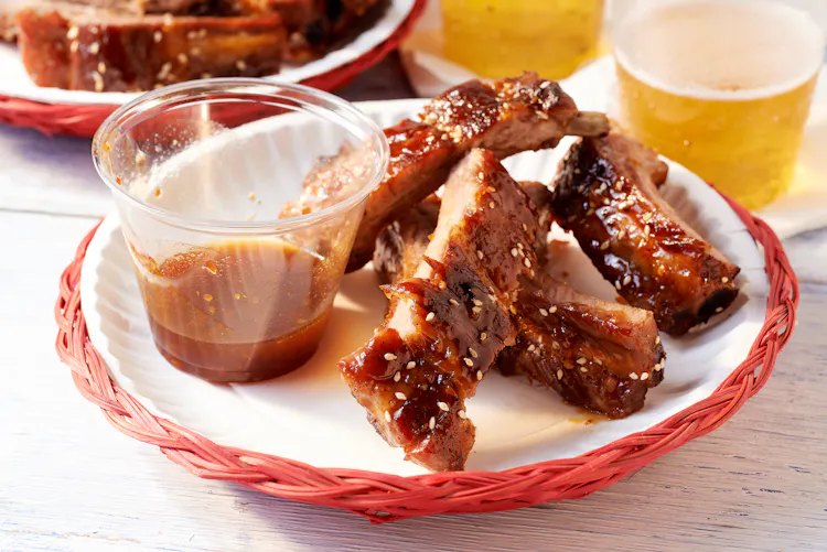 Baby Back Ribs with Sesame Seeds and Sweet Chili Sauce | Pork Recipes | Weber Grills