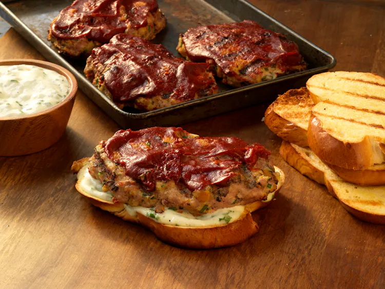 Individual Turkey Meat Loaf Sandwiches | Poultry Recipes