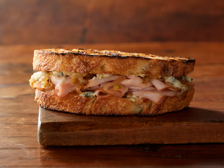 Smoked Turkey Sandwiches with Blue Cheese and Caramelized Onions | Poultry Recipes | Weber Grills