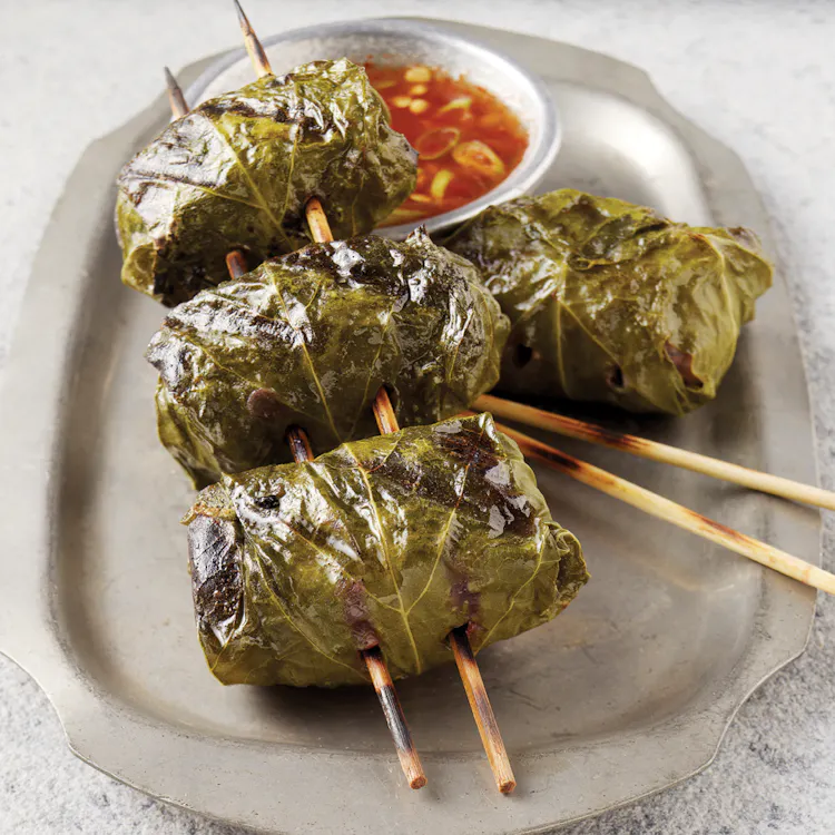 Vietnamese Beef Rolls with Sweet Chili Sauce | Starters Recipes