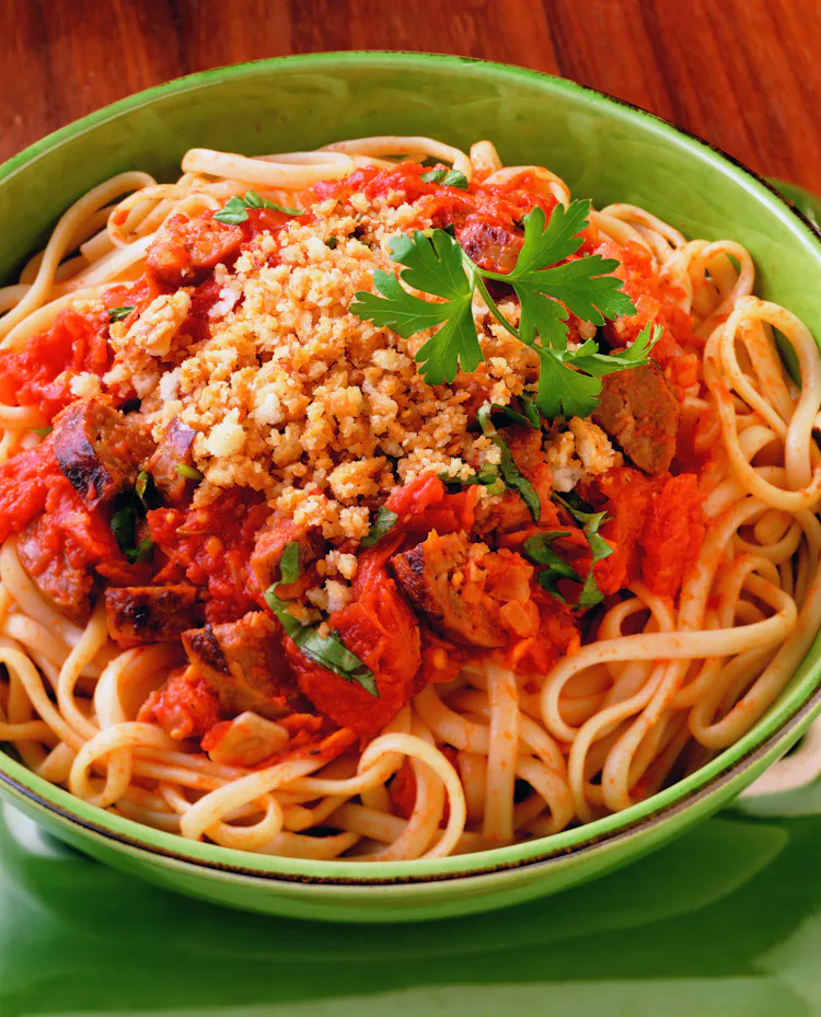 Linguine with Hot Italian Sausages | Pork Recipes