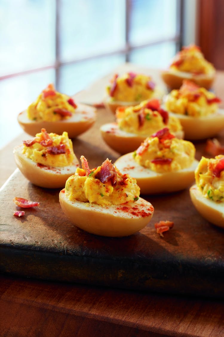 https://ux2cms.imgix.net/images/20161201101956_deviled_eggs.jpg?auto=compress,format&w=750