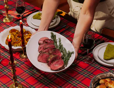 Holiday Reverse-Seared Beef Tenderloin 
