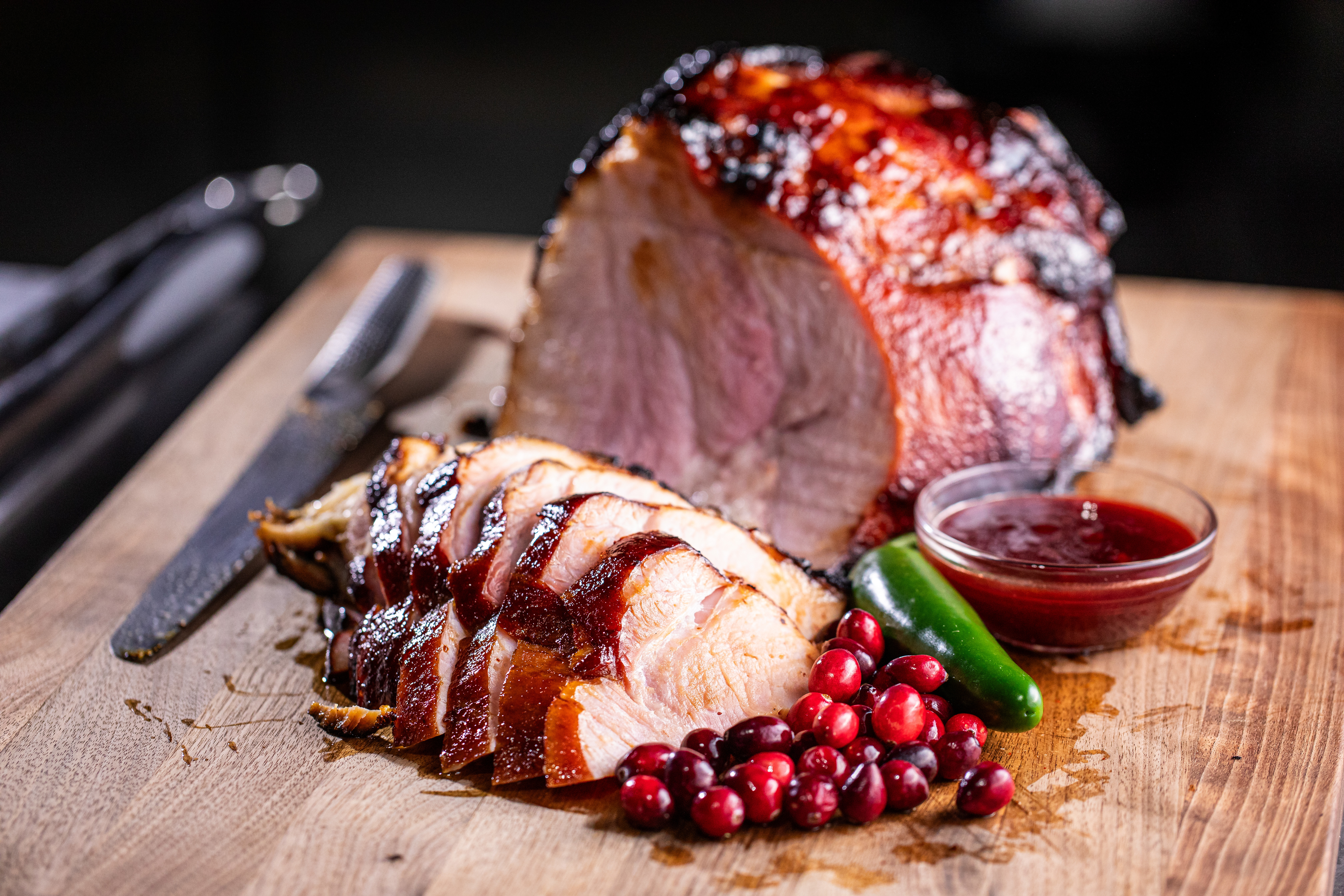 Cranberry Jalapeno Glazed Ham E82 A4751