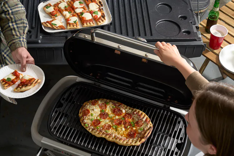 Grilled Pizzas with Brie, Caramelized Onions and Capers | Starters Recipes