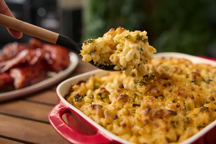 Grilled Poblano Mac & Cheese | Veggies Recipes | Weber Grills
