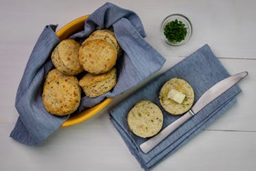 Smoked Cheddar and Chive Biscuits 