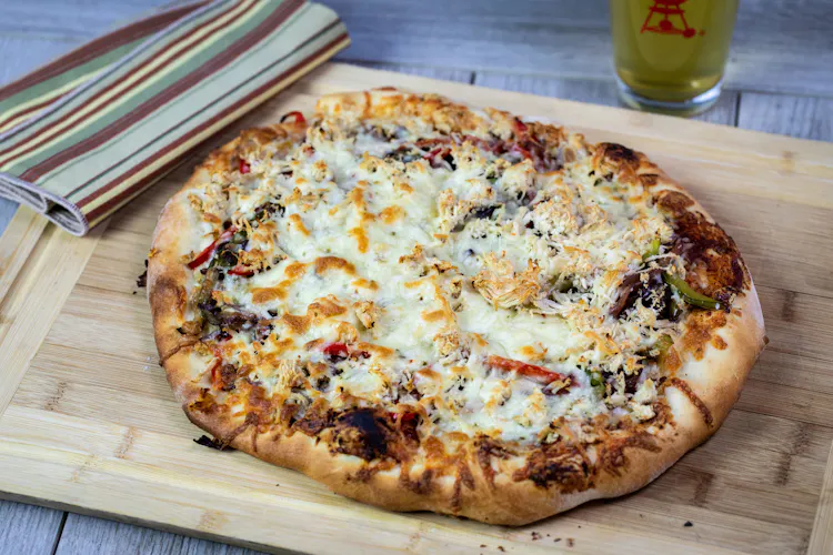 Barbecued Chicken Pizzas | Poultry Recipes | Weber Grills
