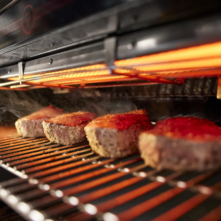 Steakhouse-Style Infrared Broiled Filet | Recipes | Weber Grills