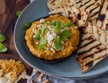 Caramelised Pumpkin and Toasted Cashew Dip