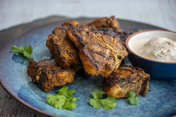 Curried Lamb Chops with Yoghurt Sauce