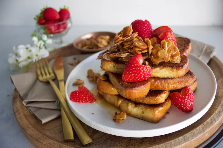 Maple Almond Crunch Brioche French Toast | Desserts Recipes | Weber BBQ
