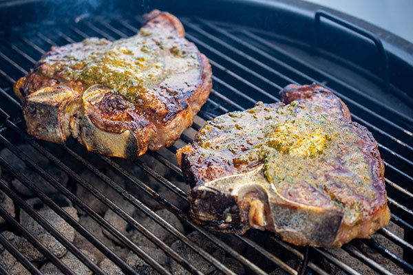 T bone steak on clearance gas grill