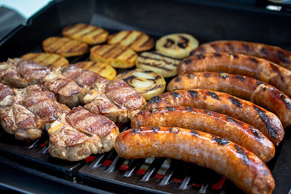 Cooking sausages on weber q hotsell