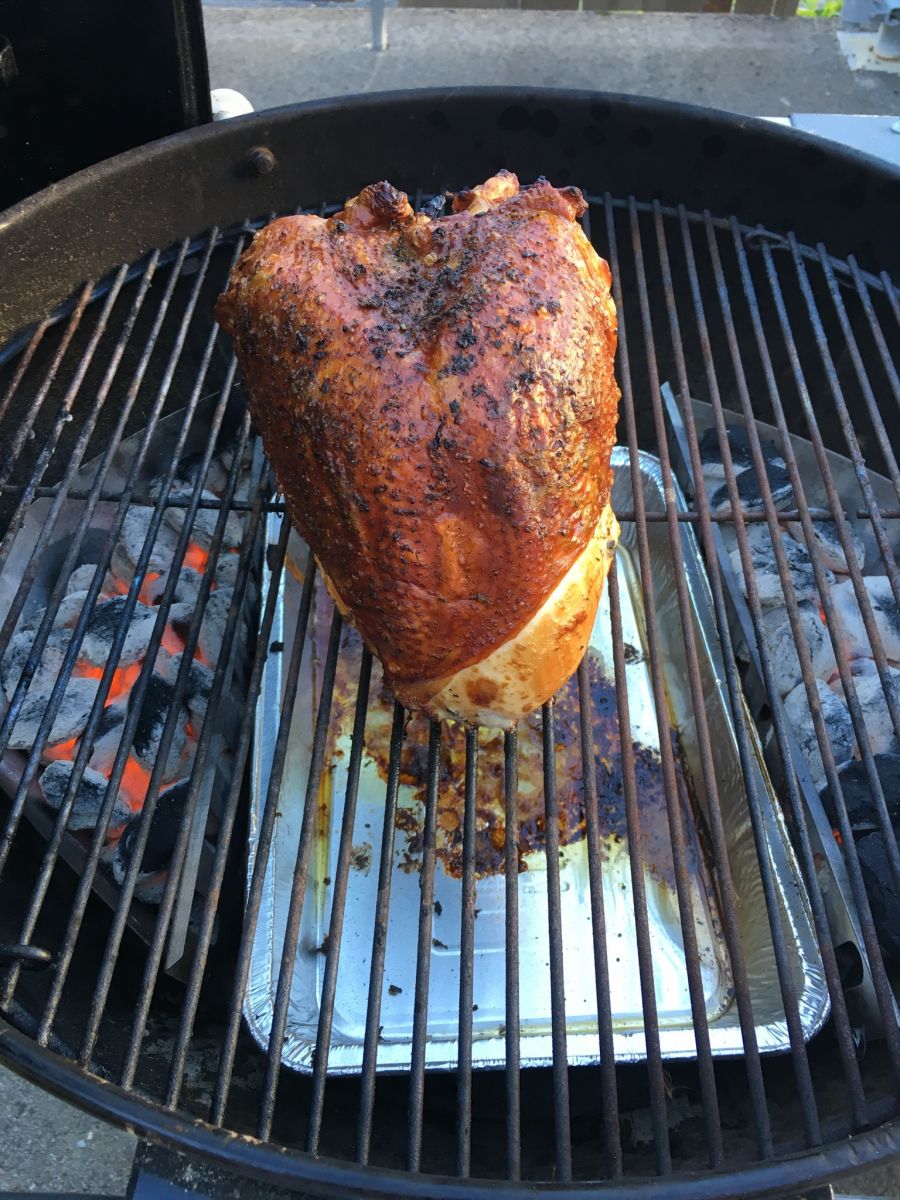 smoking a turkey breast on weber kettle