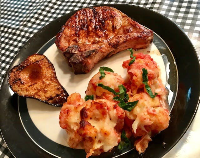 Plated-Pork-Chops